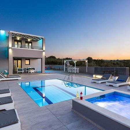Evangelos Villas, Lavish Touch, By Thinkvilla Angeliana  Dış mekan fotoğraf