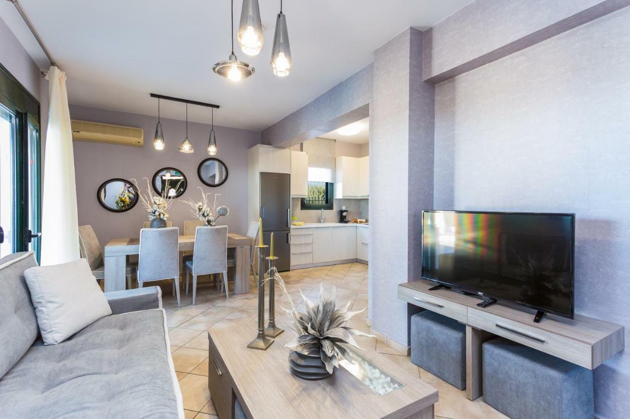 Evangelos Villas, Lavish Touch, By Thinkvilla Angeliana  Dış mekan fotoğraf