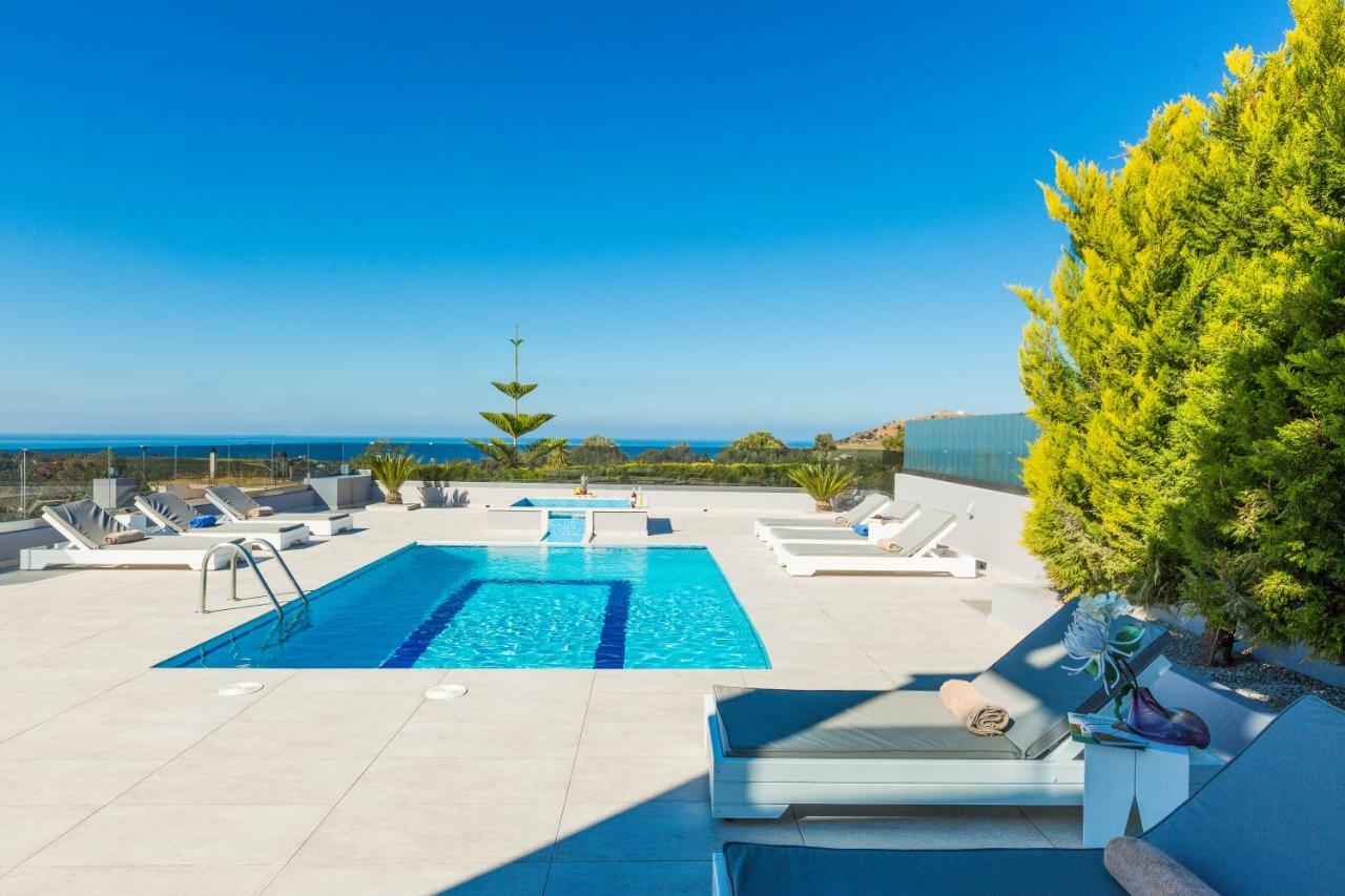 Evangelos Villas, Lavish Touch, By Thinkvilla Angeliana  Dış mekan fotoğraf